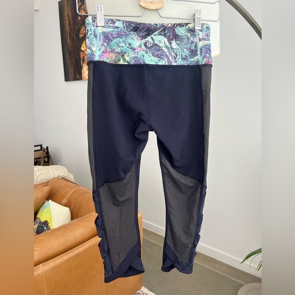 Lululemon Var-City Crop Tights - Picture 4 of 5